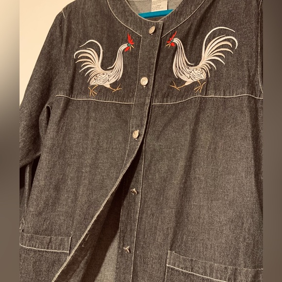 ♦️ Bob Mackie Wearable Art Button up Shacket - Long Sleeve - Chicken embroidery - Picture 2 of 14